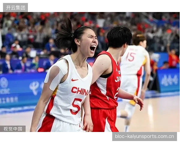 她是昔日中国篮坛第一美女——王丽斌的传奇与永恒魅力